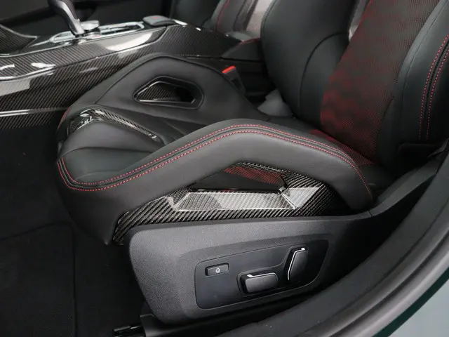 BMW M3 3-serie Touring CS 2025 Benzine 18