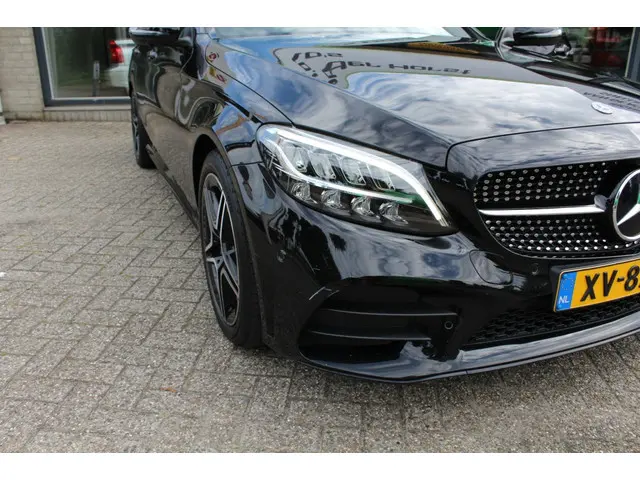 Mercedes-Benz C-Klasse 180 Bns Sol. AMG 2019 Benzine 27