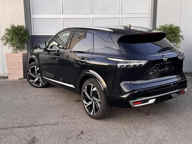 Nissan QASHQAI 1.3 Tekna 2025 Benzine 4