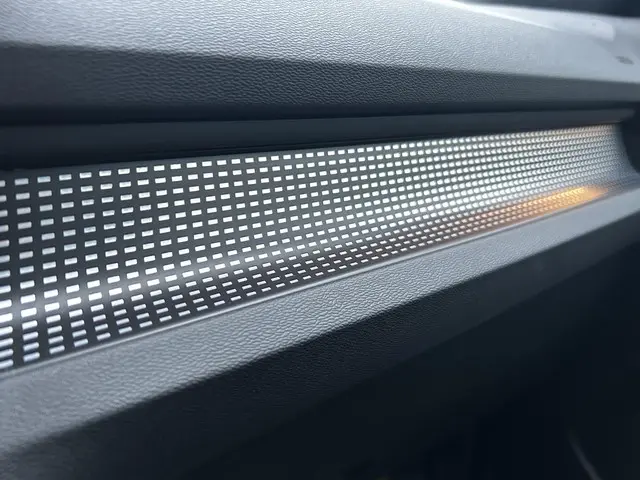 Volvo XC40 Recharge P8 AWD R-Design 2020 Elektrisch 35