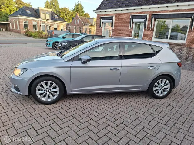 SEAT Leon 1.0 EcoTSI Style Business Intense 2019 Benzine 6