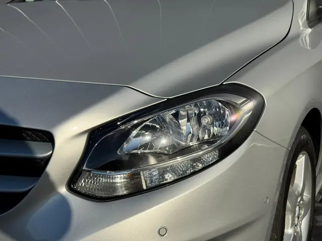 Mercedes-Benz B-Klasse 180 Ambition 2015 Benzine 15