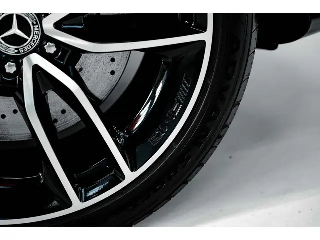 Mercedes-Benz GLE 450 2023 Benzine 16