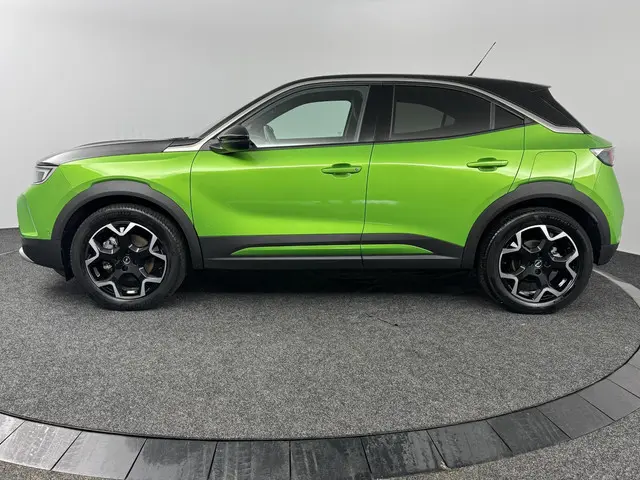 Opel Mokka-e Ultimate 50-kWh 11kw bl. 2023 Elektrisch 19