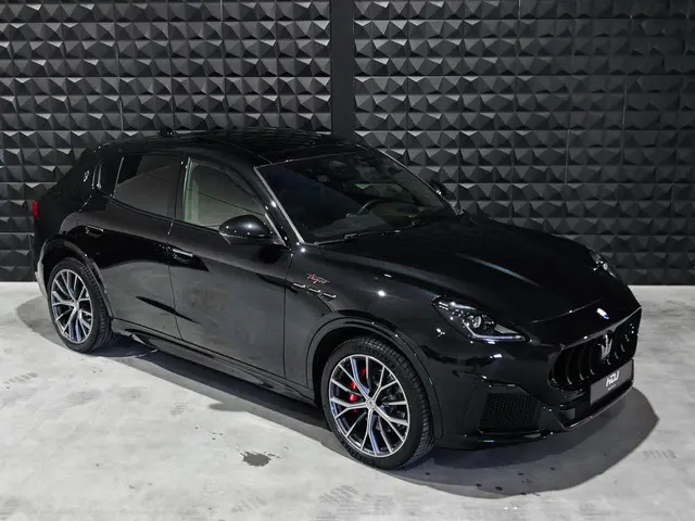 Maserati Grecale Trofeo 530pk 2022 Benzine 55