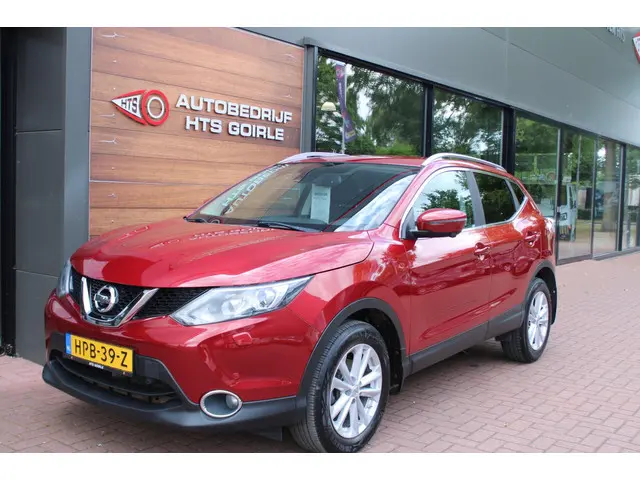 Nissan QASHQAI 1.2 Connect Edition 2015 Benzine