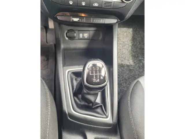 Hyundai i20 1.0 T-GDI Comfort 2017 Benzine 19
