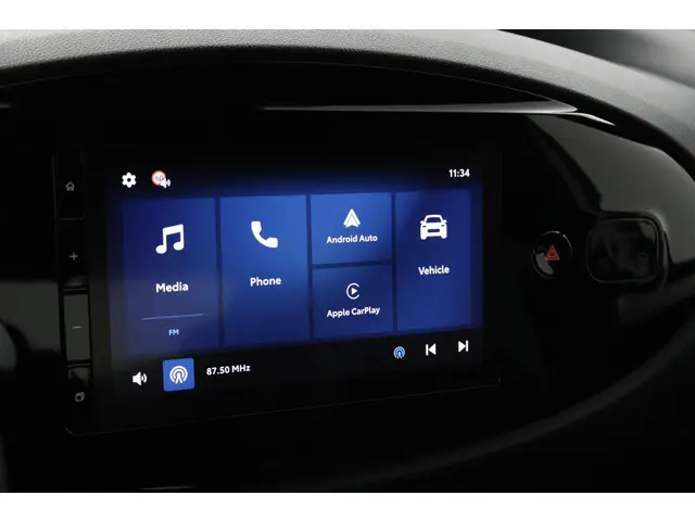 Toyota Aygo X Hybrid 115 play 2025 Hybride Benzine 38