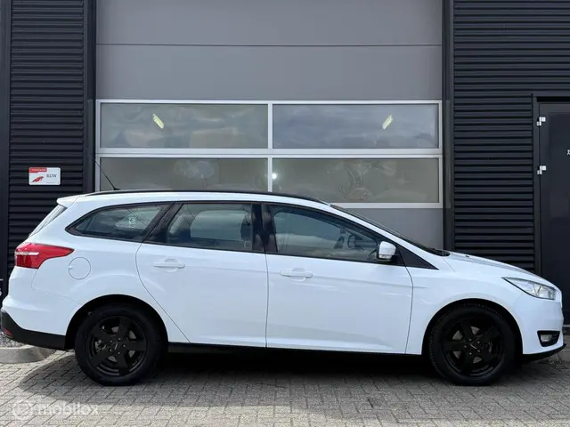 Ford Focus Wagon 1.0 Trend Edition 2015 Benzine 5