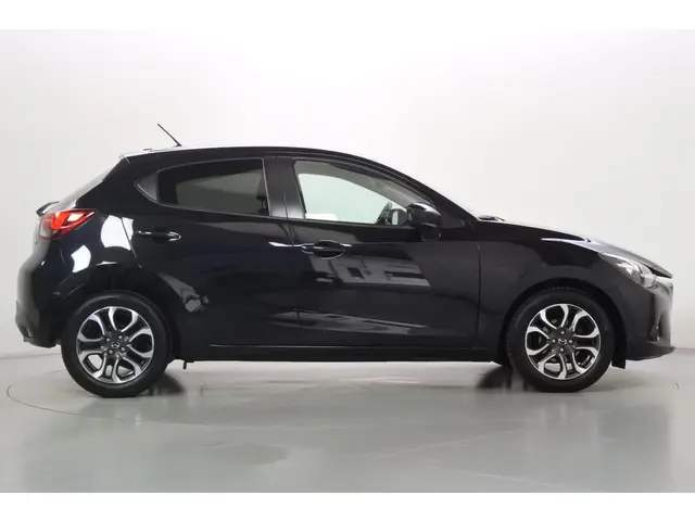 Mazda 2 1.5 90pk Nakama 2016 Benzine 9