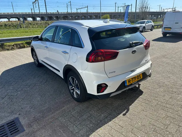 Kia Niro 1.6 GDi Hybrid DynamicLine 2020 Hybride Benzine 4