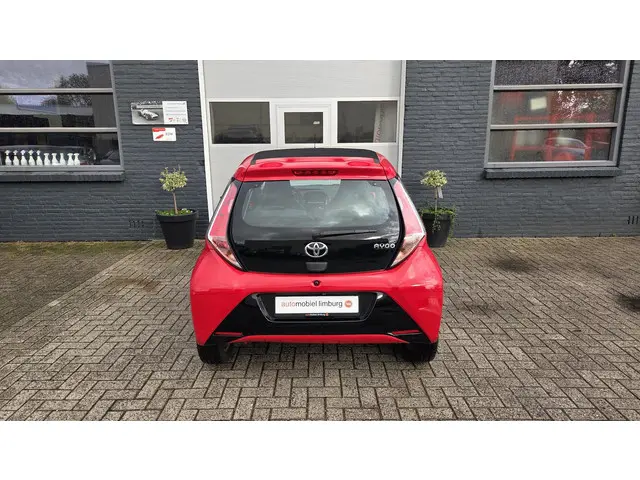 Toyota Aygo 1.0 VVT-i x-wave 2015 Benzine 5
