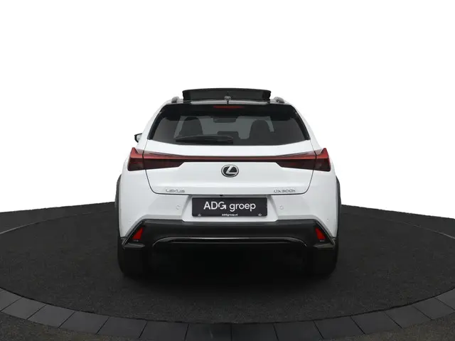 Lexus UX 300h 35th Edition 2026 Hybride Benzine 51
