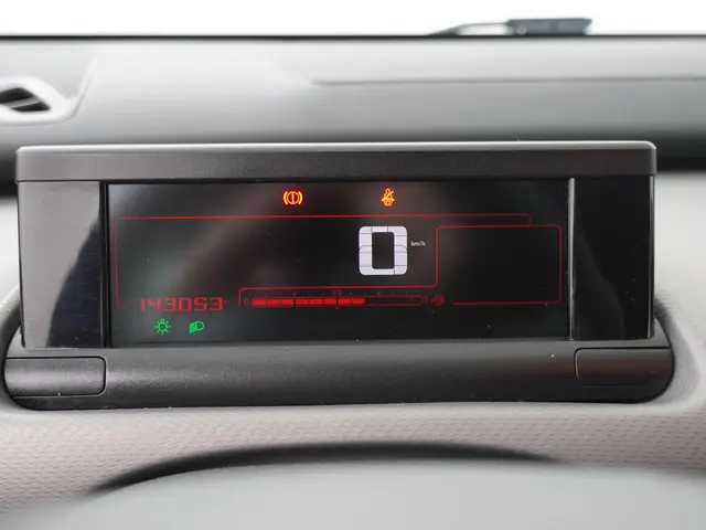 Citroën C4 Cactus 1.2 PureTech Business 2017 Benzine 14