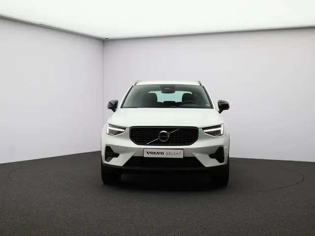 Volvo XC40 2.0 B4 Plus Dark 2024 Benzine 36