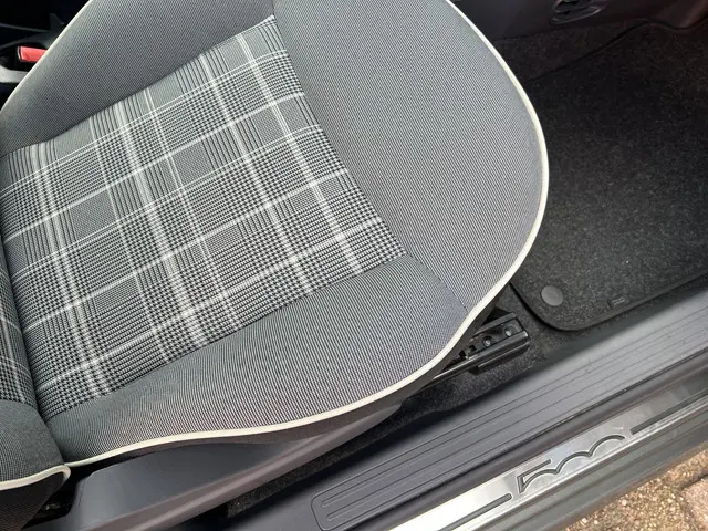 Fiat 500 0.9 TwinAir Turbo Lounge 2017 Benzine 32