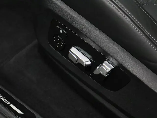 BMW X5 M Competition 2022 Benzine 16