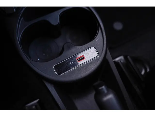 Fiat 500C 0.9 TwinAir Turbo Lounge 2019 Benzine 65
