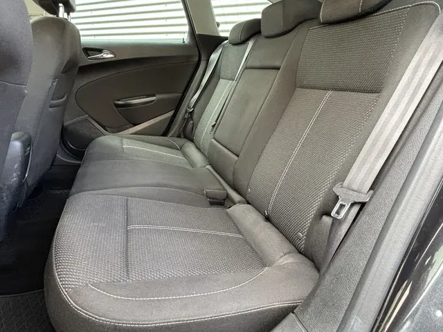 Opel Astra Sports Tourer 1.4 Turbo Business + 2016 Benzine 7