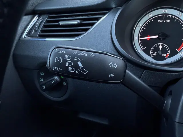 Škoda Octavia Combi 1.5 TSI Gr. BNS Edition 2020 Benzine 14