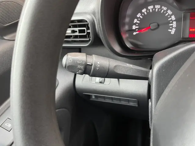 Citroën Berlingo 1.5 BlueHDI Control 2021 Diesel 12