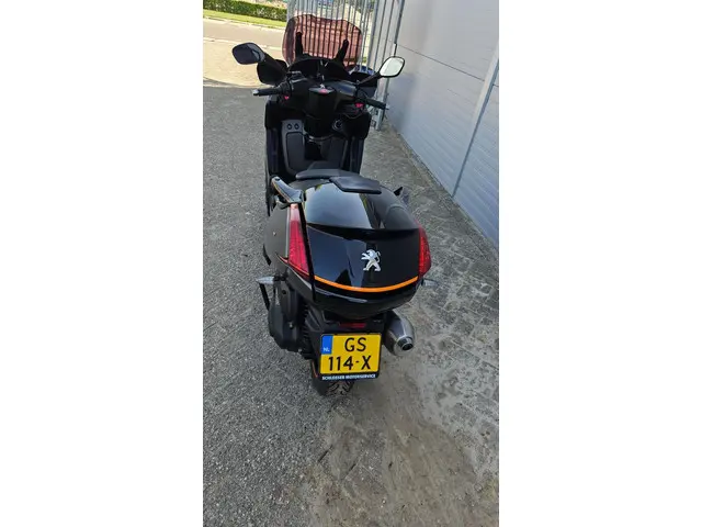 Peugeot Metropolis Scooter RS 400i 2015 Benzine 23