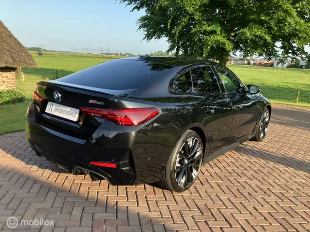 BMW i4 M50 84 kWh BTW-er ALS NIEUW VOL 2024 Elektrisch 8