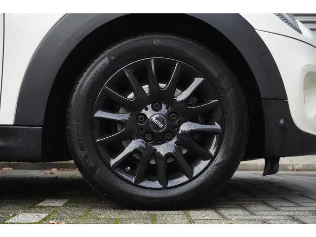 MINI Cooper Cabrio C 2020 Benzine 6