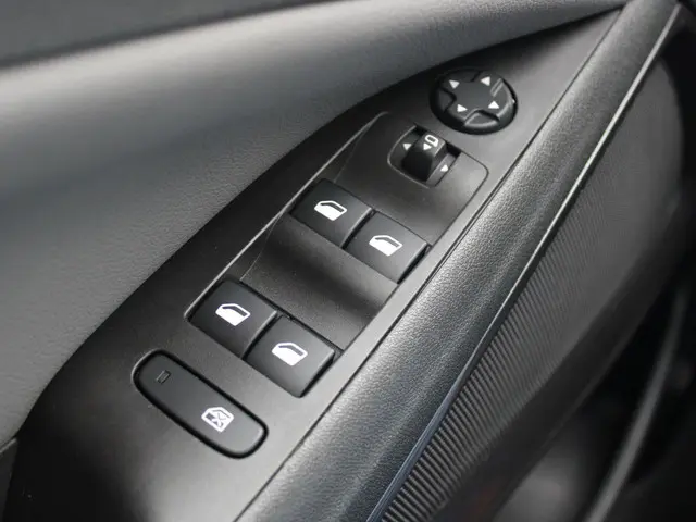 Opel Crossland X 1.2 Turbo Innovation 2019 Benzine 28