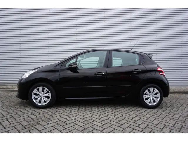 Peugeot 208 1.2 e-VTi Envy 2014 Benzine 4