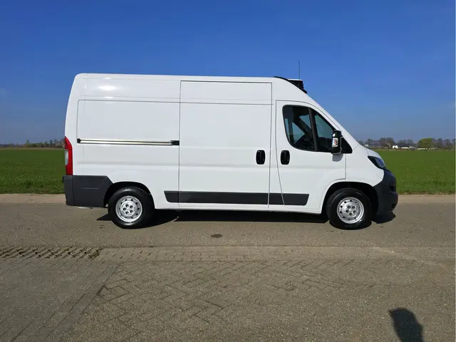 Peugeot Boxer 330 2.0 BlueHDI L2 H2 Pro 2017 Diesel 8