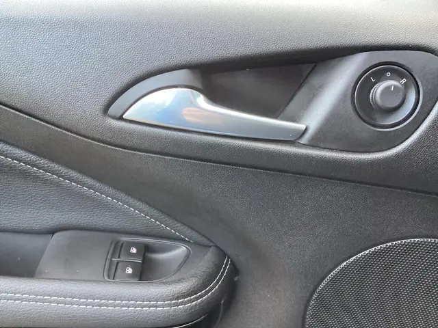 Opel ADAM 1.4 Rocks 2018 Benzine 7