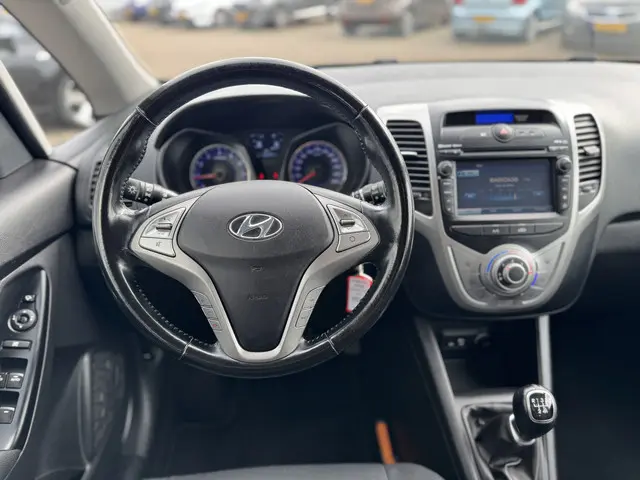 Hyundai ix20 1.4i Go! 2018 Benzine 12