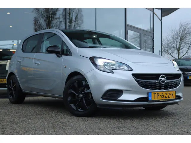 Opel Corsa 1.4 BLACK EDITION 2018 Benzine 7