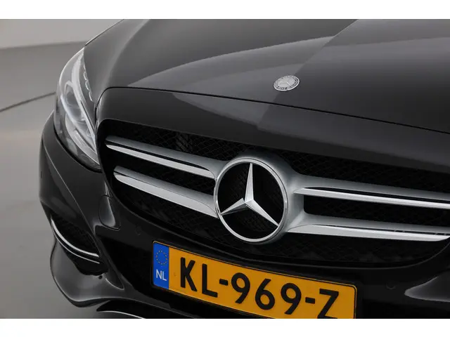 Mercedes-Benz C-Klasse 180 Ambition 2015 Benzine 24