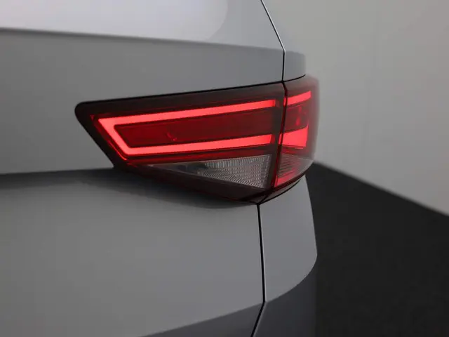 SEAT Ateca 1.4TSI/150PK Style DSG 2018 Benzine 32