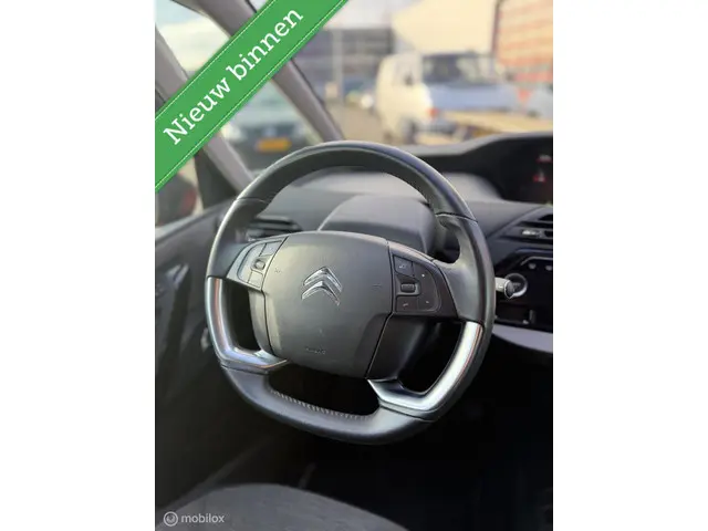 Citroën C4 Spacetourer 1.2 PureTech Feel 2019 Benzine 23