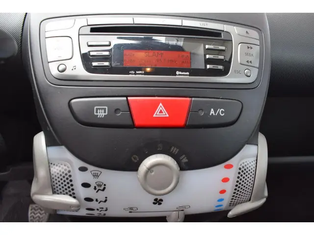 Citroën C1 1.0 Collection 5 deurs airco 2013 Benzine 10