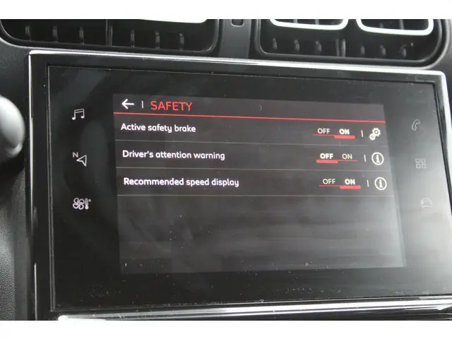 Citroën C3 Aircross 1.5 BlueHDi S&S Shine 2020 Diesel 33