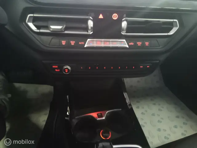 BMW 1 Serie 118i M Sport Edition 2020 Benzine 6