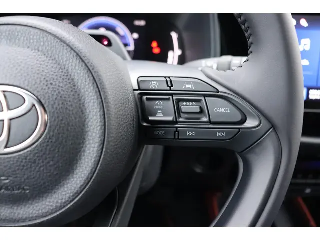 Toyota Aygo X Hybrid 115 pulse 2025 Hybride Benzine 18