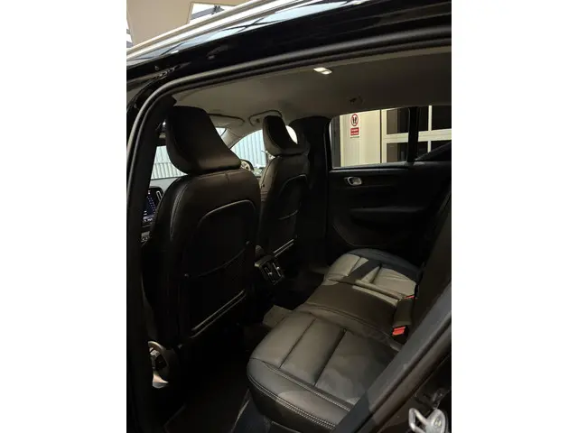 Volvo XC40 2.0 B3 Essential Edition 165PK 2025 Benzine 10