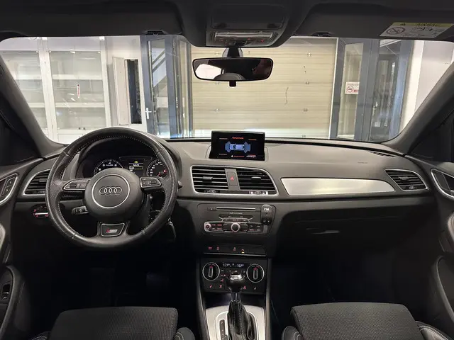 Audi Q3 1.4 TFSI CoD Sport S Line Edition 2017 Benzine 11