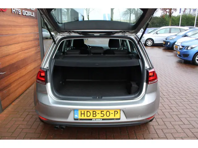 Volkswagen Golf 1.4 TSI Highline 2013 Benzine 11