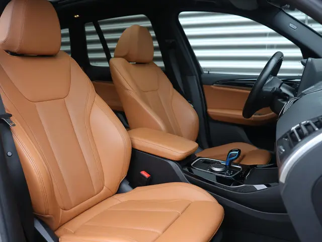 BMW iX3 High Executive 2022 Elektrisch 8