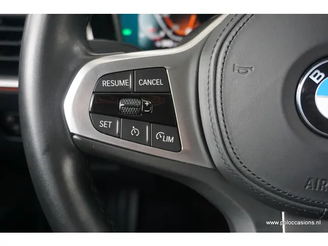 BMW 3 Serie Touring 320i 2020 Benzine 22