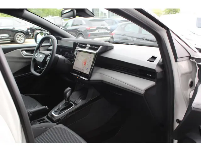 Ford Puma 1.0 EcoBoost Hybrid Sound Edition 2025 Benzine 12