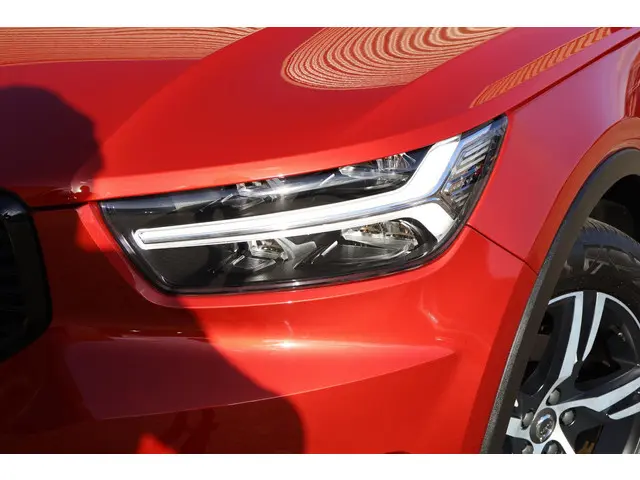 Volvo XC40 1.5 T3 R-Design 2020 Benzine 4