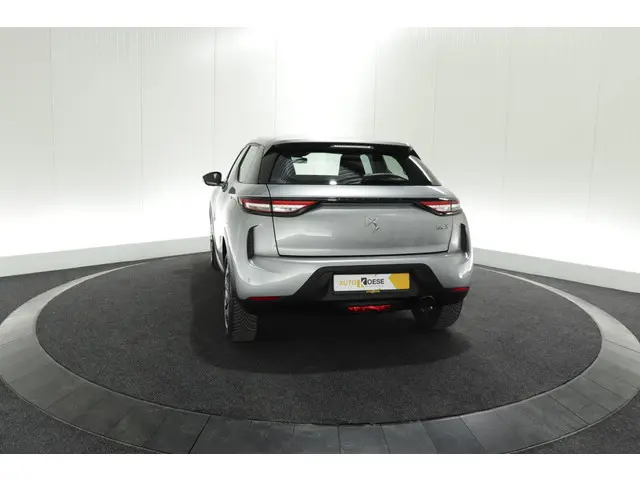 DS DS 3 Crossback PureTech 100 Montmartre 2022 Benzine 11