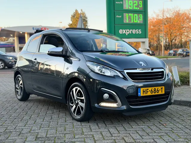 Peugeot 108 1.2 VTi Allure cabriolet airco 2014 Benzine 9